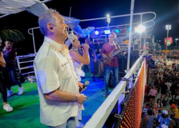 Banda Mel faz a sua reestreia comandando trio sem cordas neste domingo de Carnaval