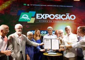 Em apoio à agricultura familiar, Governo do Estado entrega kits produtivos para 15 municípios da região de Vitória da Conquista