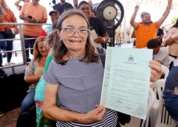 Em Juazeiro, Governo do Estado entrega obras em várias áreas