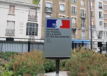 Agência Francesa de Desenvolvimento convida governo baiano para conhecer políticas públicas de envelhecimento e cuidados prolongados