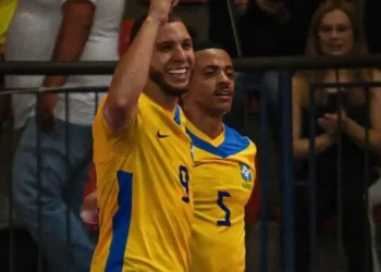 Brasil goleia Groenlândia na estreia do Torneio Intercontinental de Futsal