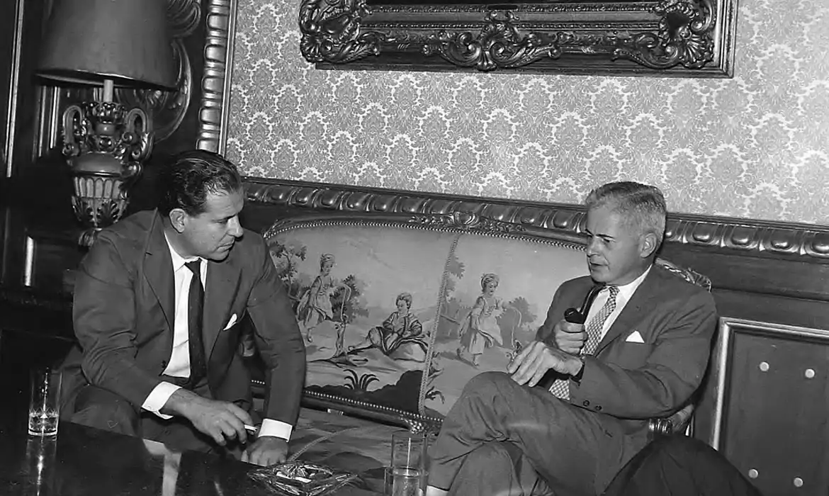 Saiba qual foi o papel dos Estados Unidos no golpe de 1964 no Brasil