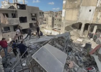 Ataque israelense a escola mata ao menos 27 pessoas em Gaza