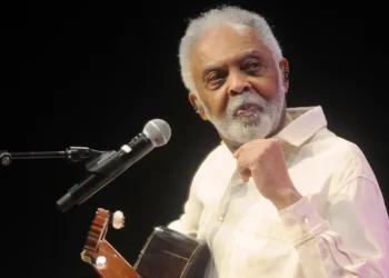 UFRJ concede título de doutor honoris causa a Gilberto Gil