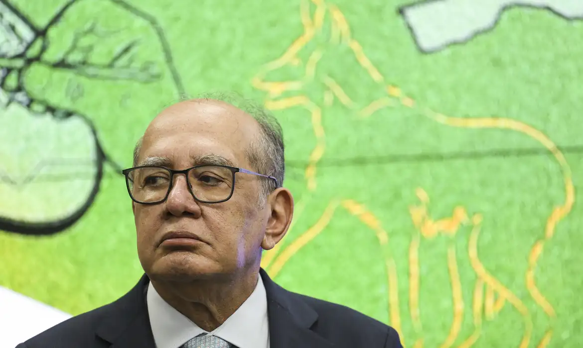 Gilmar: vazamento de conversa privada representa violação à intimidade