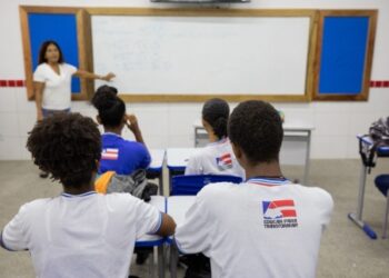 Governo do Estado nomeia 1.405 educadores convocados através de concurso público