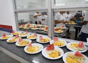 Governo do Estado reforça alimentação escolar e garante mais rendimento dos estudantes nas aulas