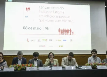 Discriminação atinge 52,9% das pessoas com HIV/aids, mostra pesquisa