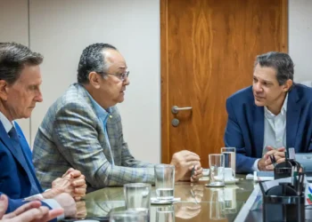 Governo cria grupo para discutir retomada de isenção a religiosos