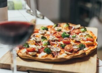 Dia da Pizza: Pão de Açúcar oferece pizza da marca exclusiva Qualitá e dicas de harmonização com vinhos