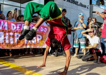Livro mostra que hip hop conquistou mercados sem perder origem de luta
