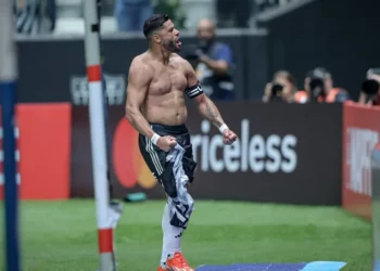 Hulk encerra jejum e alcança marca histórica pelo Atlético-MG
