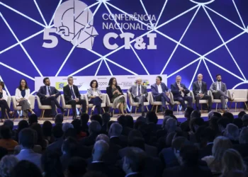 Brasil quer ter supercomputador e desenvolver modelos nacionais de IA