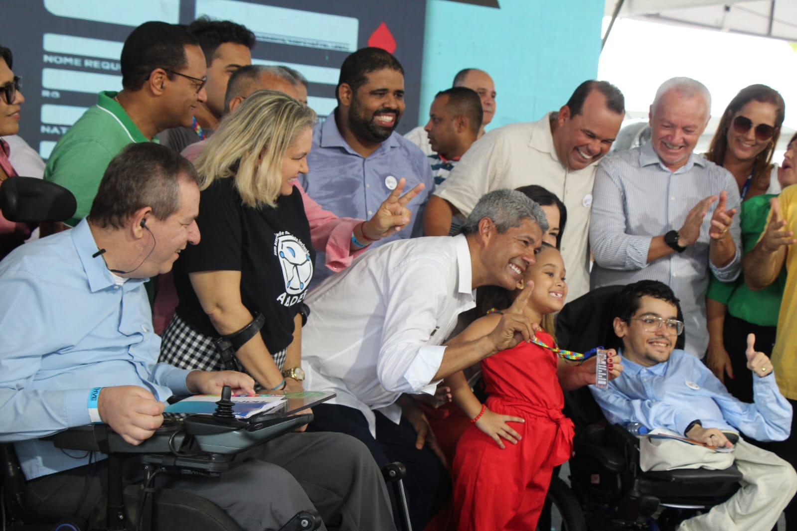 Governo anuncia pacote de ações para pessoas com deficiência e estabelece novo marco para a inclusão social na Bahia