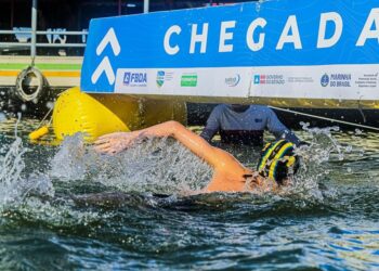 Juazeiro sedia campeonato baiano de águas abertas com 350 atletas no Velho Chico