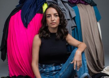 Conheça a marca baiana pioneira em moda praia regenerativa e circular no país