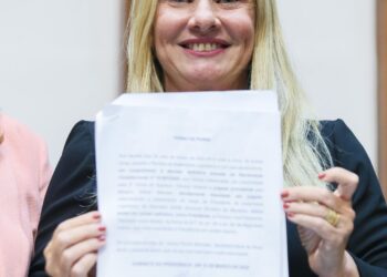 Ivana Bastos é a primeira mulher, em 190 anos, a chefiar o Legislativo baiano