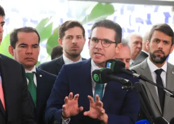 Câmara sugere medidas “antipáticas” para substituir aumento do IOF