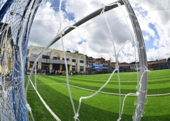 São João do Cabrito ganha a nova Arena Biguá, 42º campo de grama sintética entregue pela Prefeitura de Salvador