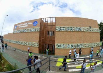 Salvador 475 anos: Prefeitura inaugura primeiro hospital público veterinário da Bahia no bairro de Canabrava