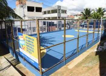 Prefeitura entrega 98ª contenção de encosta construída desde 2021 e quadra requalificada em São Marcos