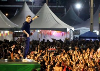 Governador prestigia São Pedro de Ipiaú e reforça apoio à cultura baiana