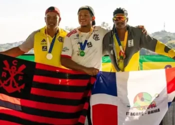 Isaquias Queiroz é campeão do Campeonato Brasileiro de Canoagem nos 1000m C1