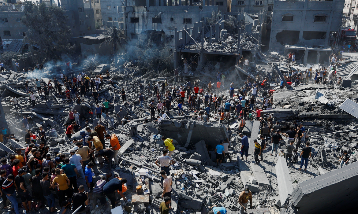 Guerra contra o Hamas vai durar ‘muitos meses, pelo menos’, diz Israel