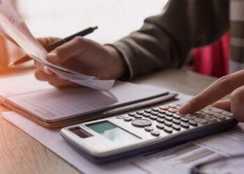 Saiba como cumprir as obrigações do início do ano com planejamento de gastos