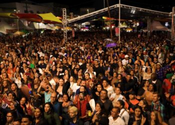 Em Itororó,  governador prestigia o Festsol e inicia a agenda dos festejos juninos no interior da Bahia