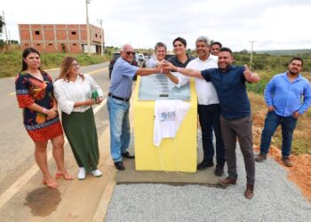 Governo entrega obras em Jacaraci