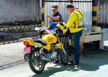 Mototaxistas têm até esta quinta (20) para regularizar situação junto à Prefeitura