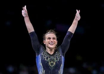 Jade Barbosa se consagra como líder em medalha olímpica aos 33 anos