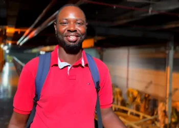 Homem que levou chicotadas no Rio em 2023 será João Cândido na Sapucaí