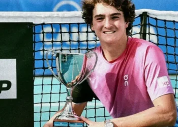 João Fonseca supera Guga e pode se tornar brasileiro mais jovem a entrar no top 100