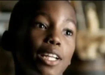 PMs acusados de matar menino Joel Castro vão a júri popular nesta segunda-feira