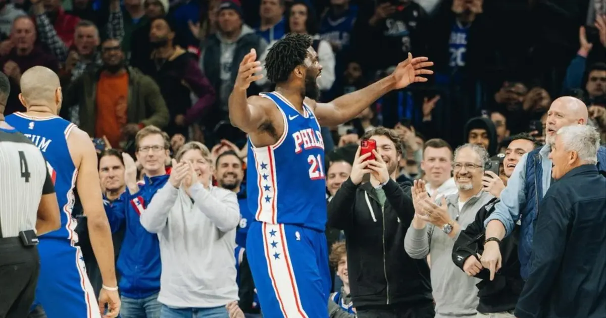 Joel Embiid atinge a marca de 20 jogos consecutivos com 30 pontos na NBA