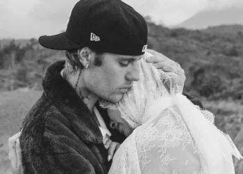 Justin Bieber e Hailey Bieber anunciam gravidez do primeiro filho