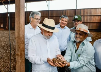 Em discurso no Acre, Lula critica motim de parlamentares da oposição