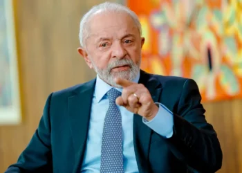Brasil não aceitará nada que lhe seja imposto, diz Lula à TV americana