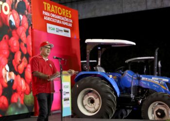 Governo da Bahia lança Plano Safra para agricultura familiar e entrega máquinas e equipamentos agrícolas