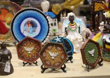 Com mais de 50 artesãos, Loja Colaborativa completa dois anos em Lauro de Freitas