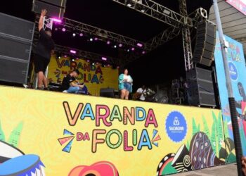 Varanda da Folia começa a agitar o público no Campo Grande