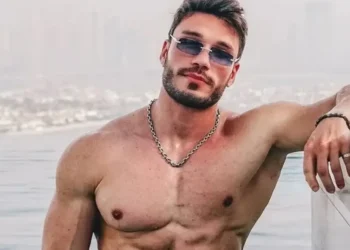 Campeão de A Fazenda 11, influenciador Lucas Viana é preso em Dubai e faz apelo: “Orem por mim”