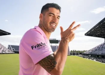 Luis Suárez revela que mordida em zagueiro o afastou do Real Madrid