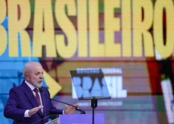 Governo antecipa 13º de aposentados do INSS para abril e maio