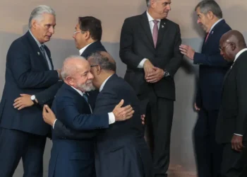 Brics: Lula defende espaço fiscal para erradicar doenças no Sul Global