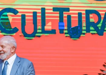 “Nunca mais o país entrará na escuridão do fim da cultura”, diz Lula