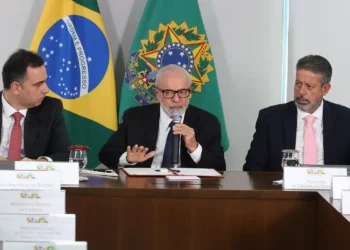 Lula envia projeto para flexibilizar liberação de recursos para o RS