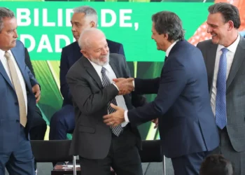 “País jamais será irresponsável do ponto de vista fiscal”, diz Lula